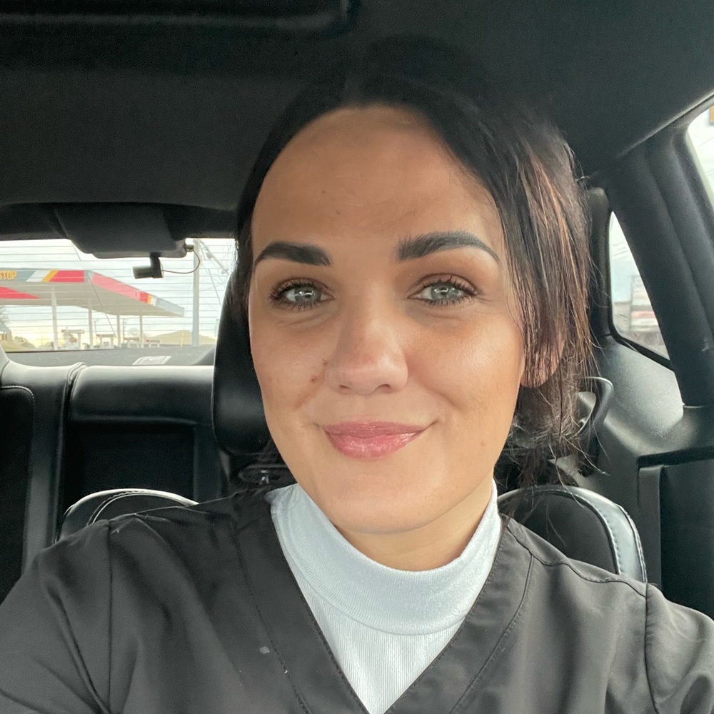 Meet your Posher, Stephanie